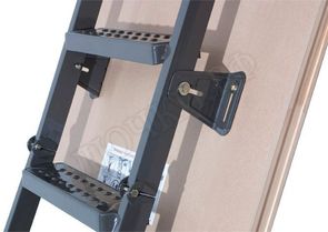 Чердачная лестница Fakro LMS Metall Чердачная лестница Fakro LMS Metall